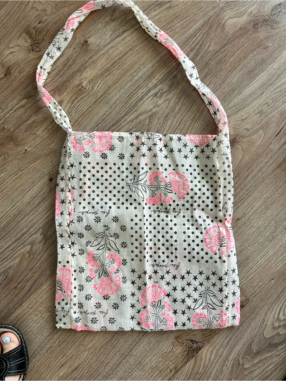 Free People Floral woven Shoulder Bag in Cream and Pink